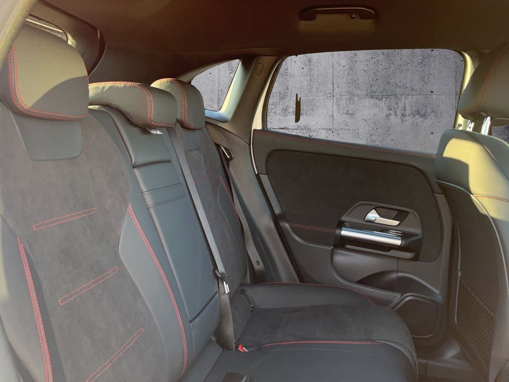 Mercedes-Benz EQA 2023