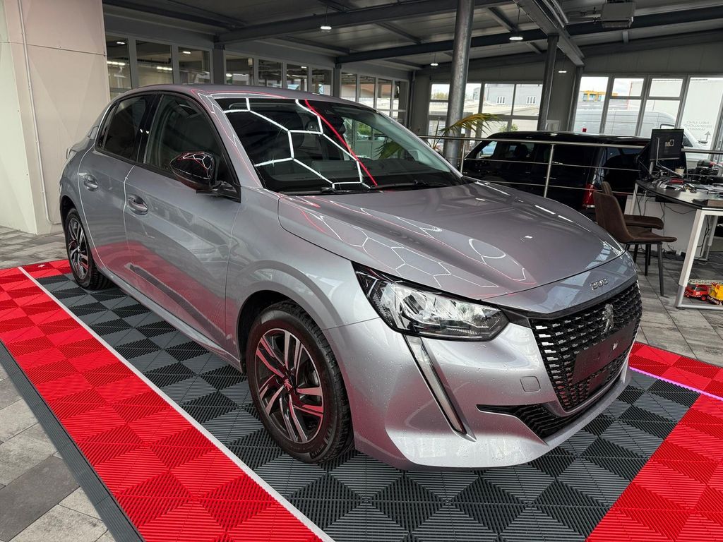 Peugeot 208 2023