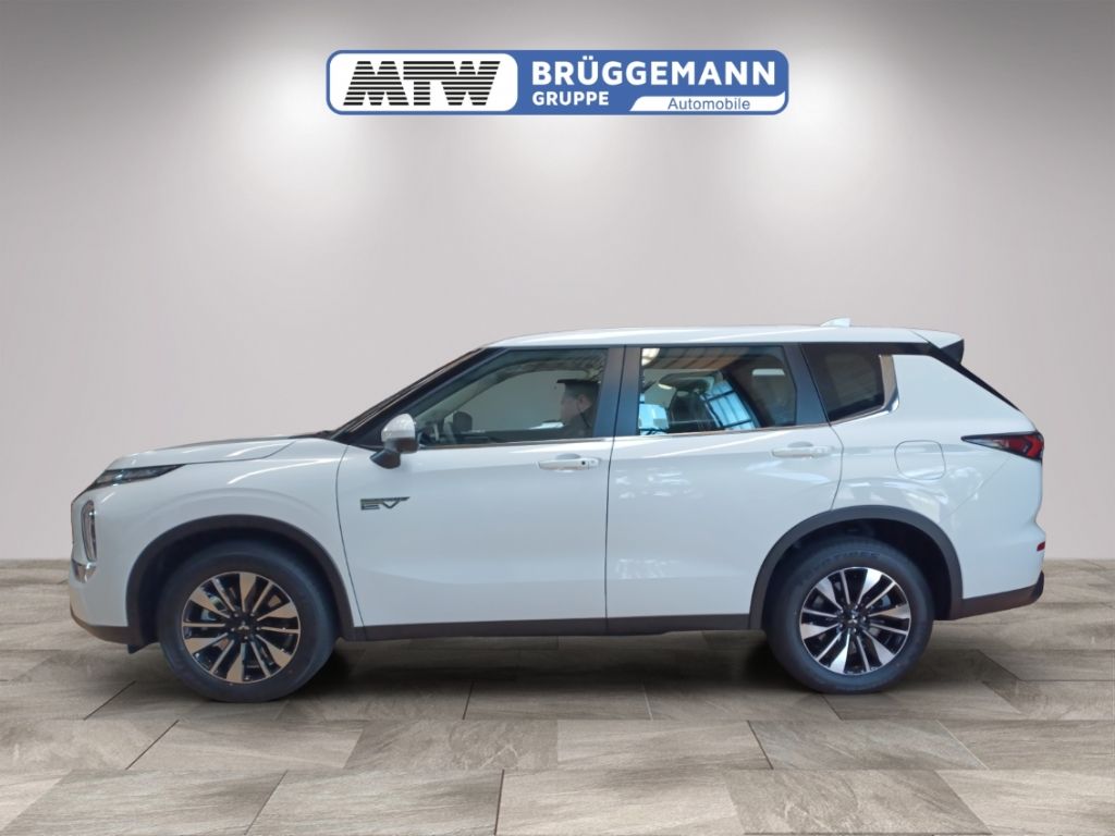Mitsubishi Plug-in Hybrid Outlander