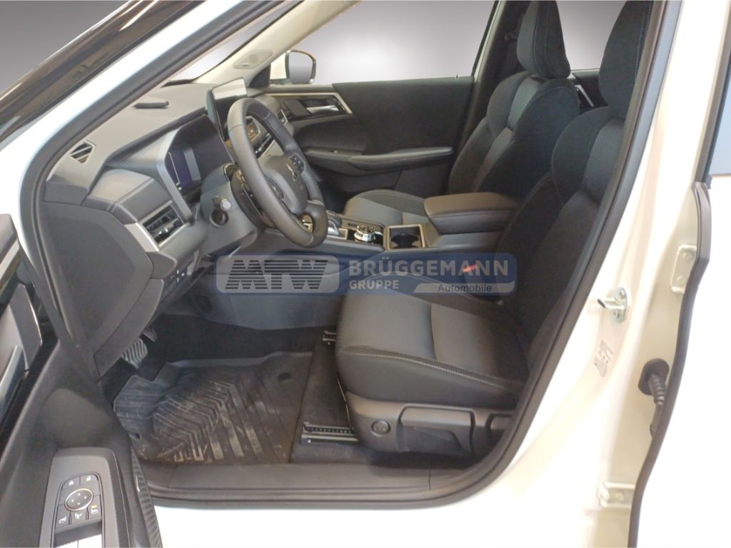 Mitsubishi Plug-in Hybrid Outlander