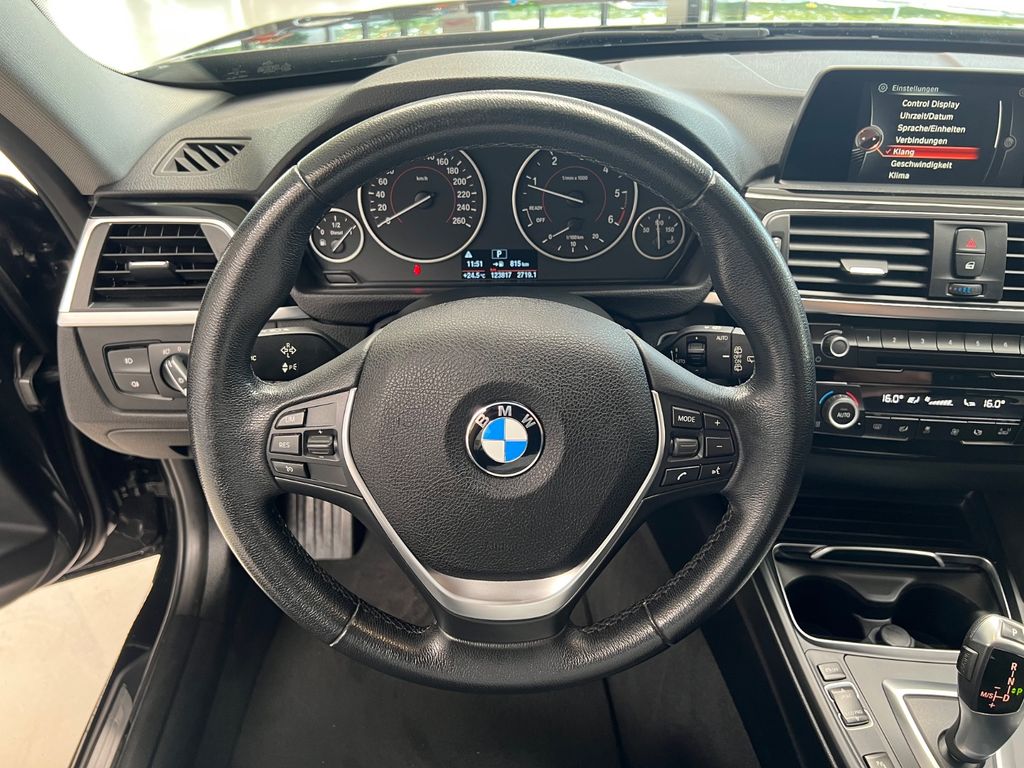 BMW 318 2017