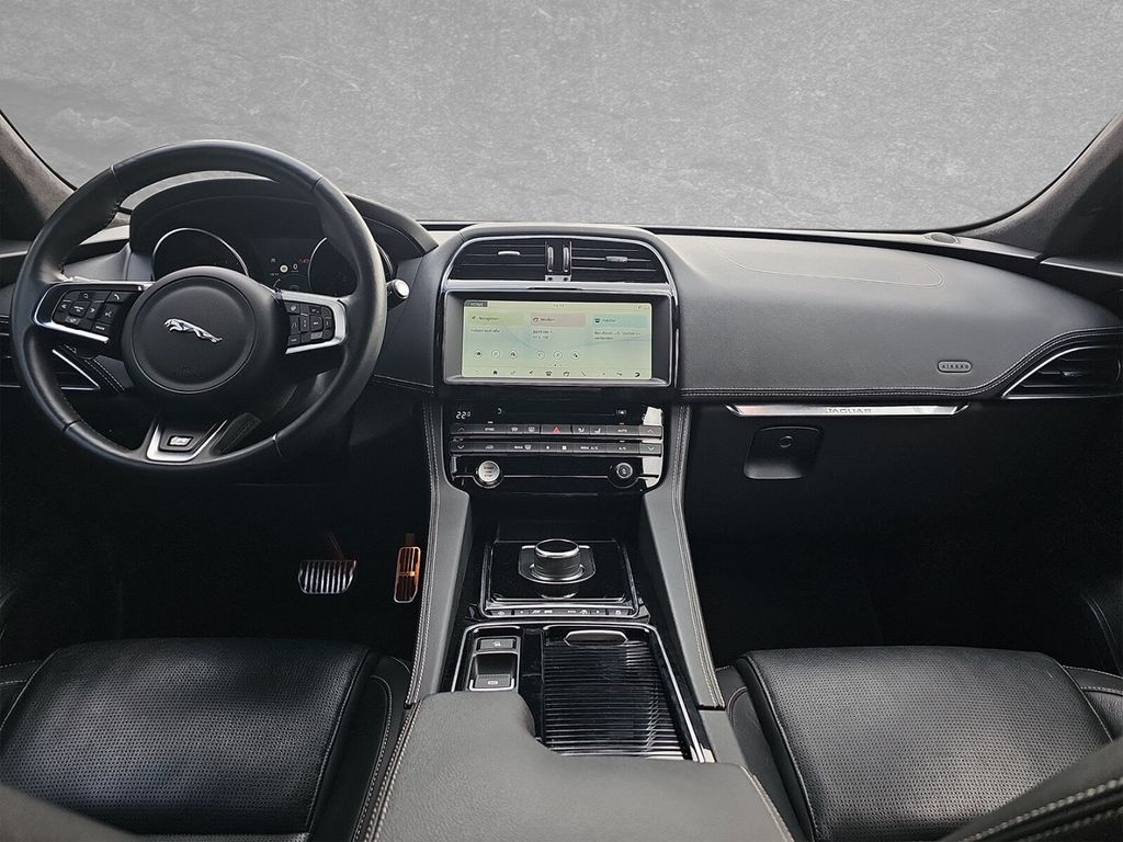 Jaguar F-Pace 2020