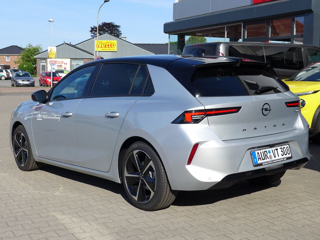 Opel Astra 2025