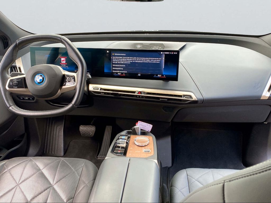 BMW iX 2022