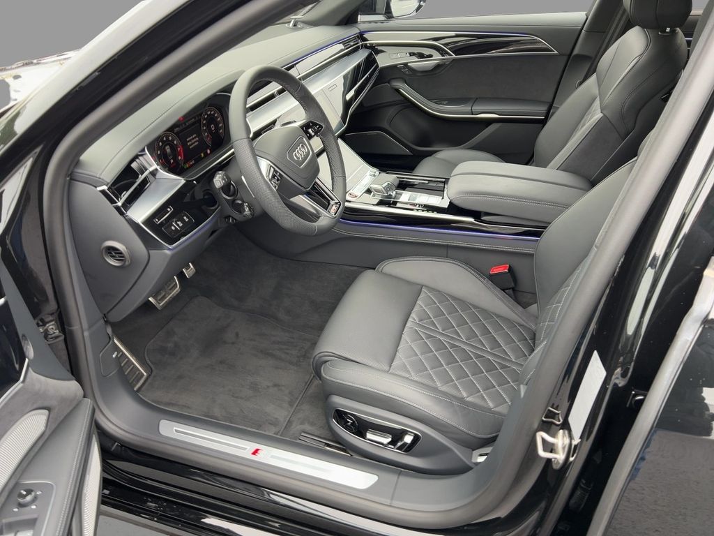Audi S8 2024