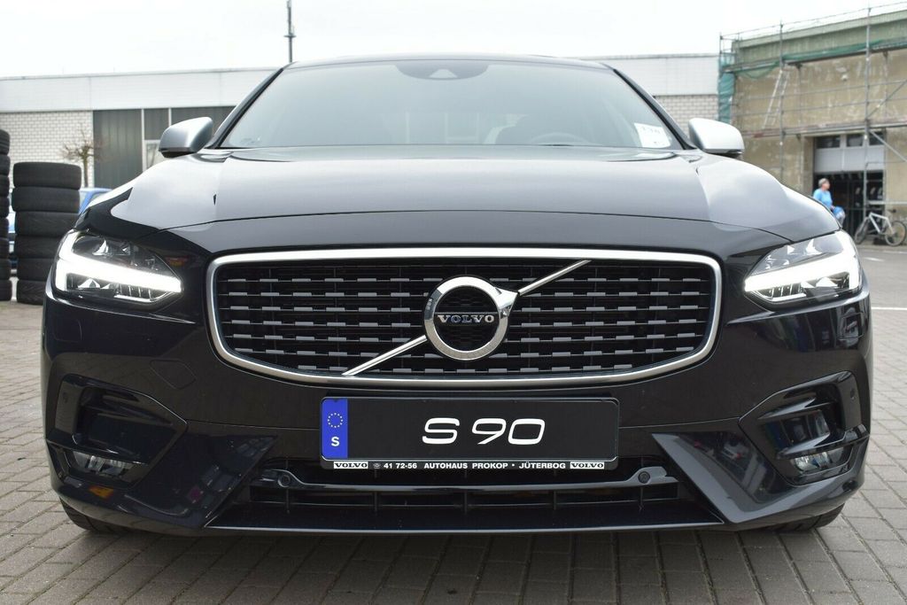 Volvo S90 2017
