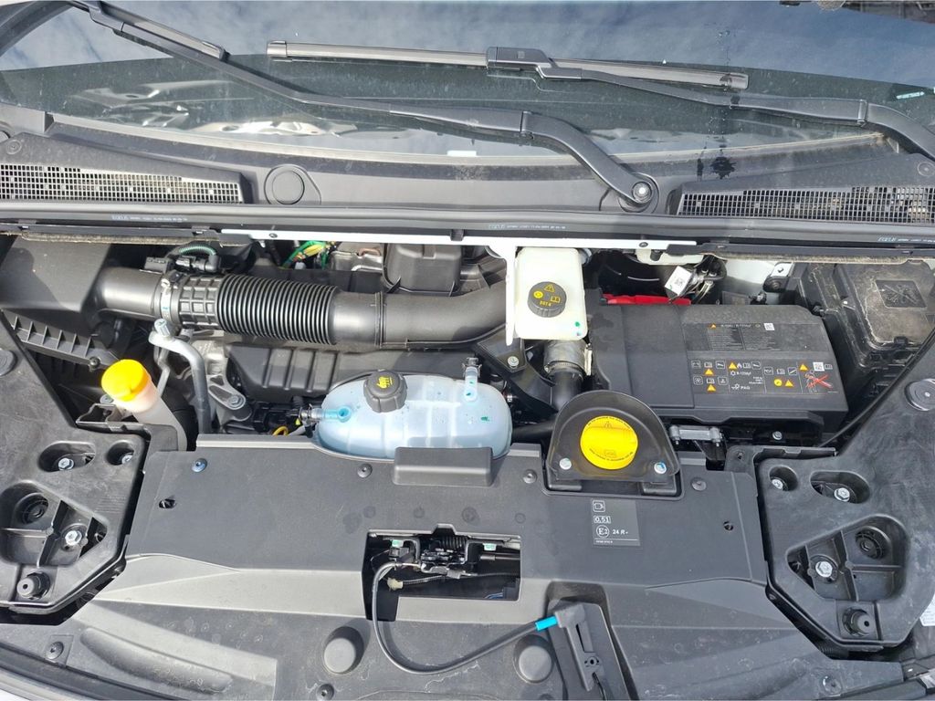 Nissan Primastar 2024