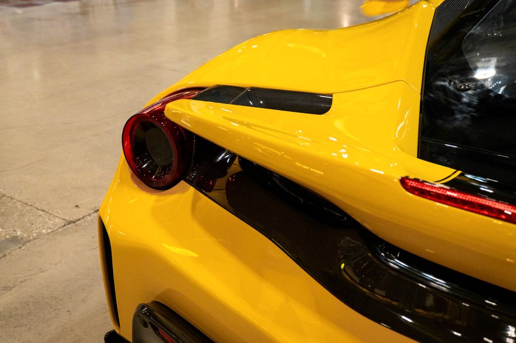 Ferrari 488 Pista 2019