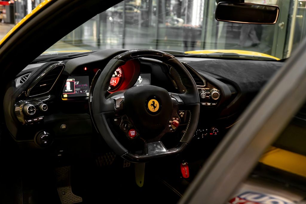 Ferrari 488 Pista 2019