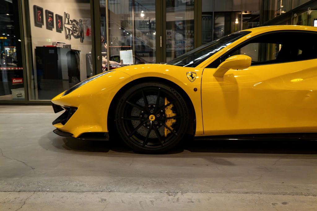 Ferrari 488 Pista 2019