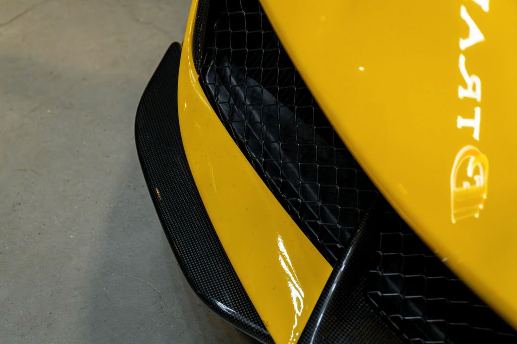 Ferrari 488 Pista 2019