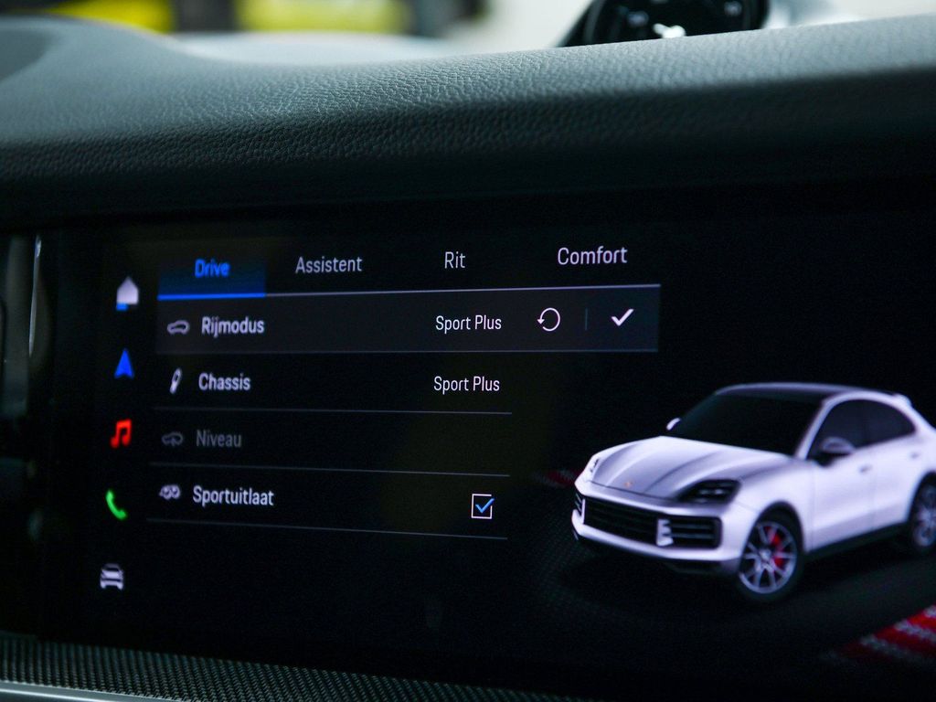 Porsche Cayenne 2025