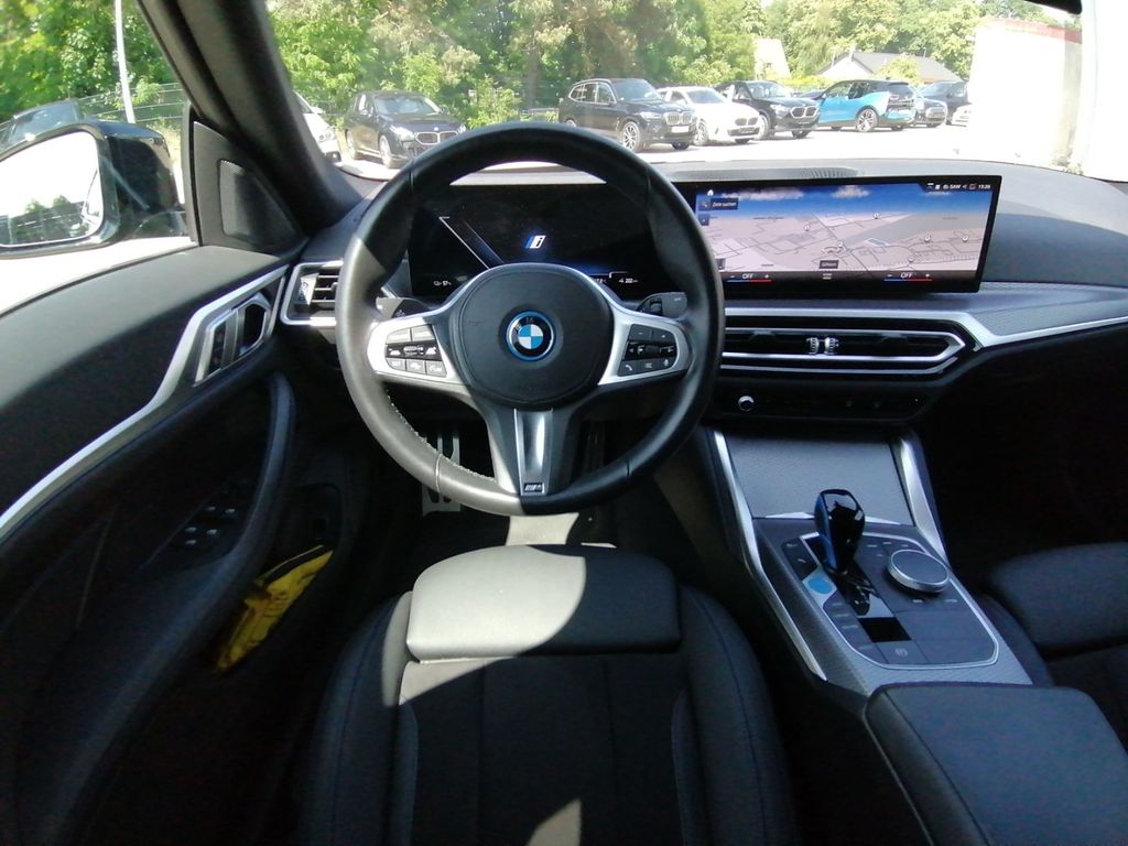 BMW i4 2023