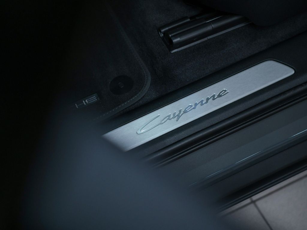 Porsche Cayenne 2025