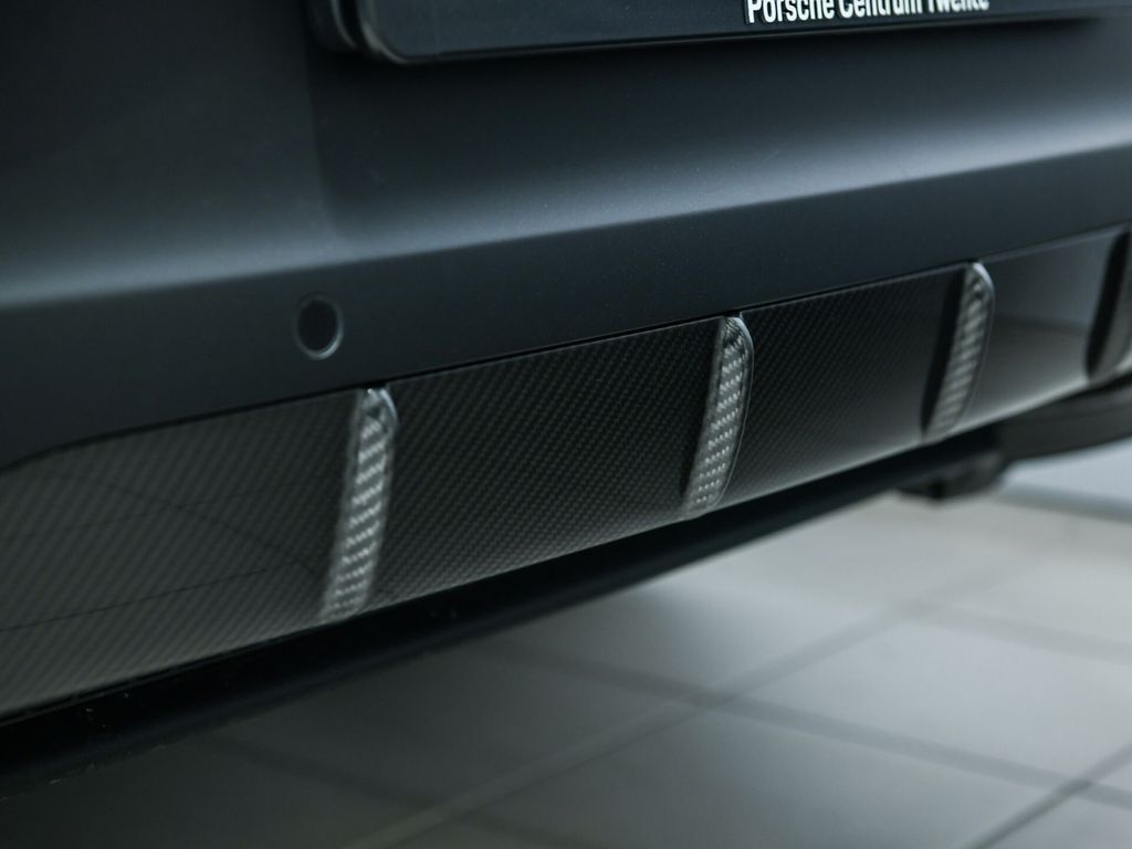 Porsche Cayenne 2025