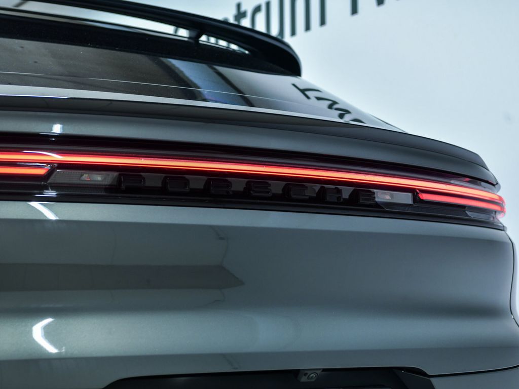 Porsche Cayenne 2025