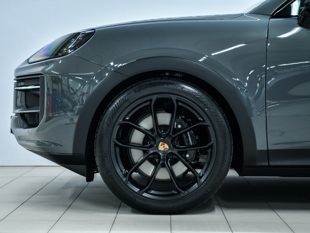 Porsche Cayenne 2025