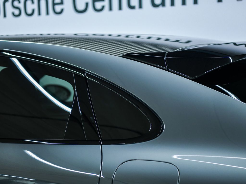 Porsche Cayenne 2025