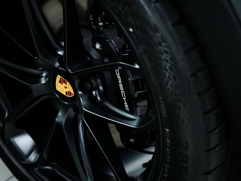 Porsche Cayenne 2025