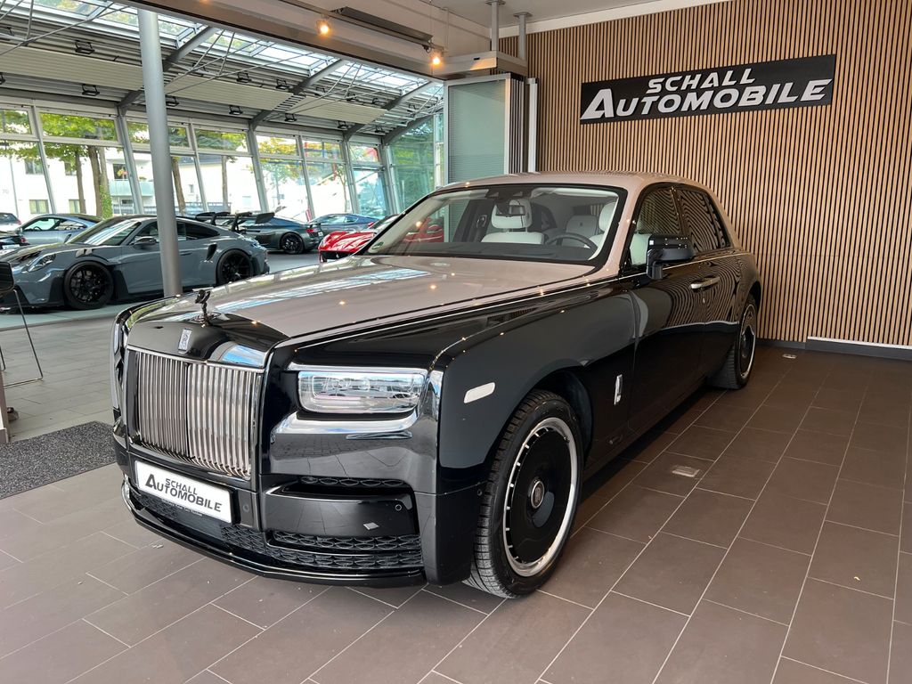 Rolls-Royce Phantom 2024