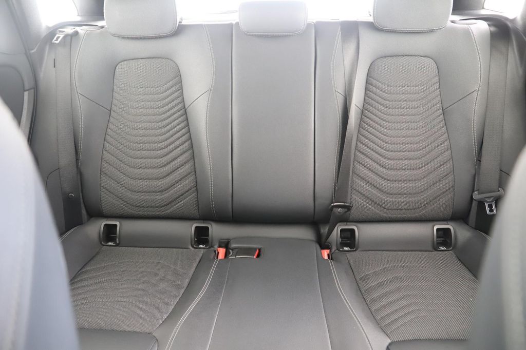 Mercedes-Benz B 180 2021