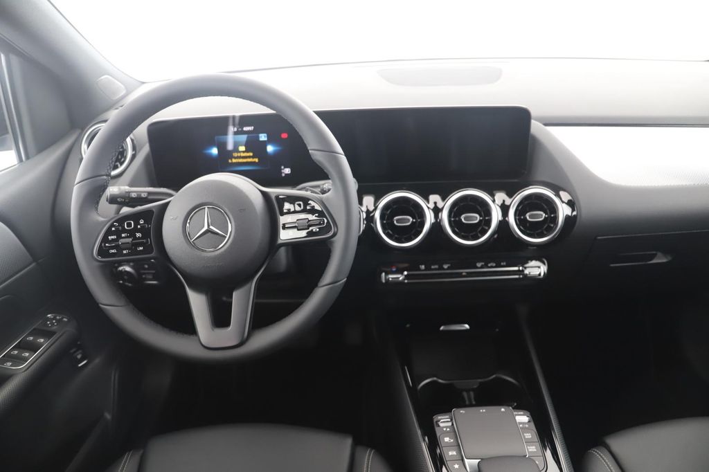 Mercedes-Benz B 180 2021