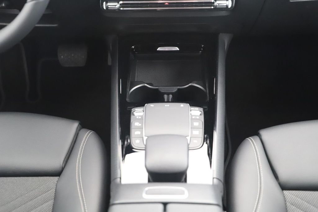 Mercedes-Benz B 180 2021