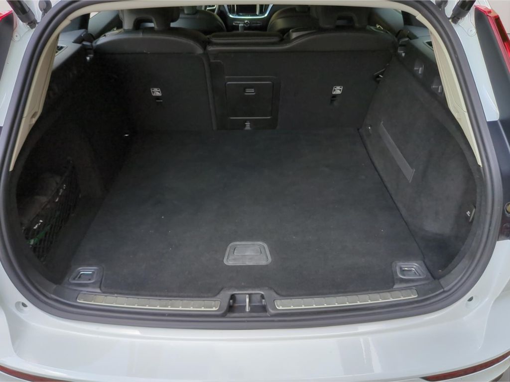 Volvo V60 2020