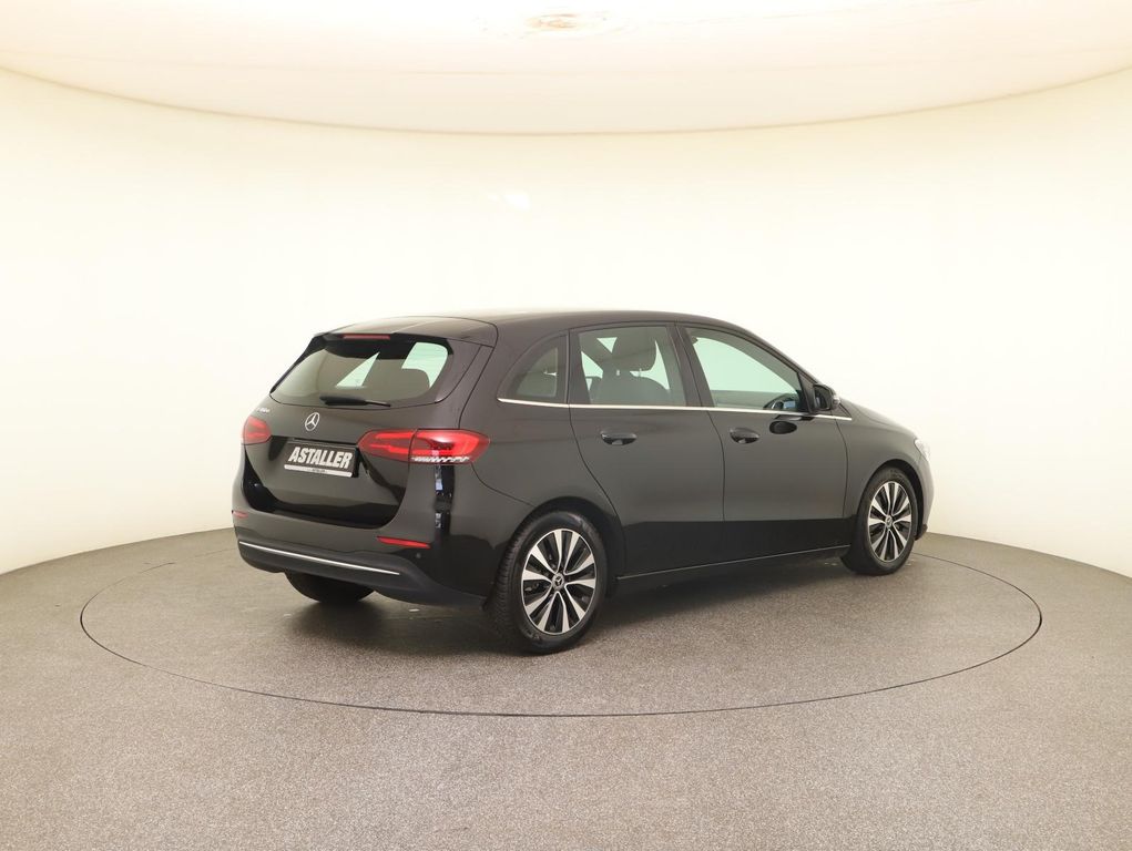 Mercedes-Benz B 180 2021