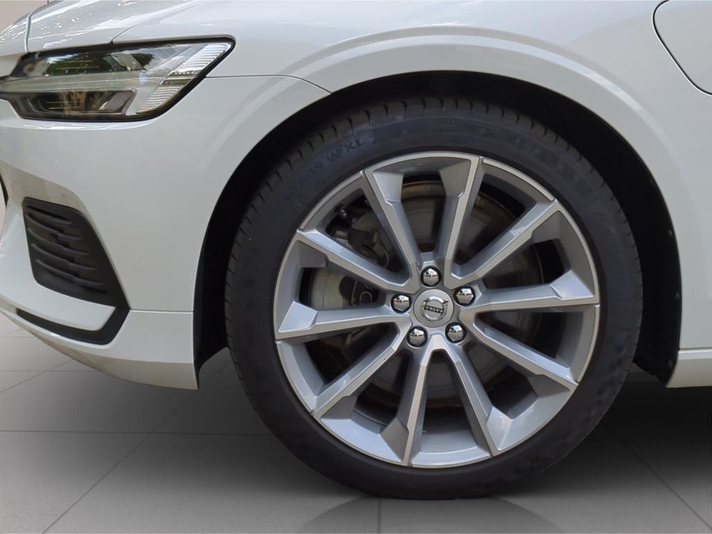 Volvo V60 2020
