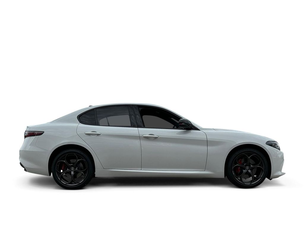 Alfa Romeo Giulia 2024