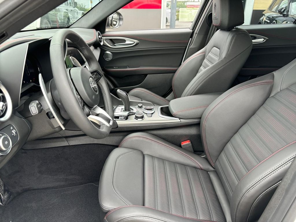 Alfa Romeo Giulia 2024