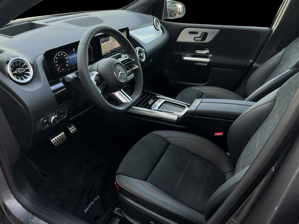 Mercedes-Benz B 180 2024