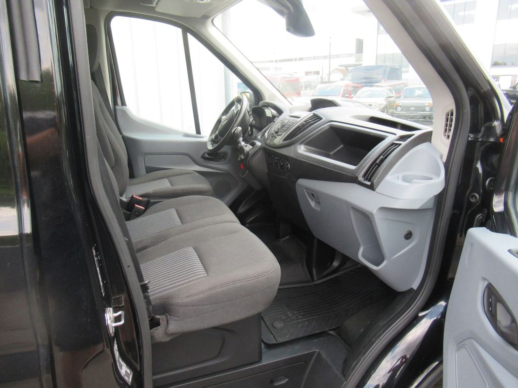 Ford Transit 2018