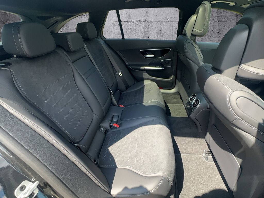 Mercedes-Benz C 300 2024
