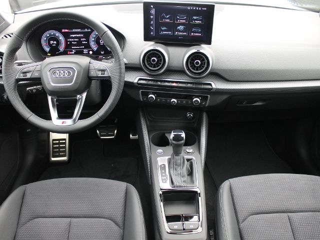 Audi Q2 2024