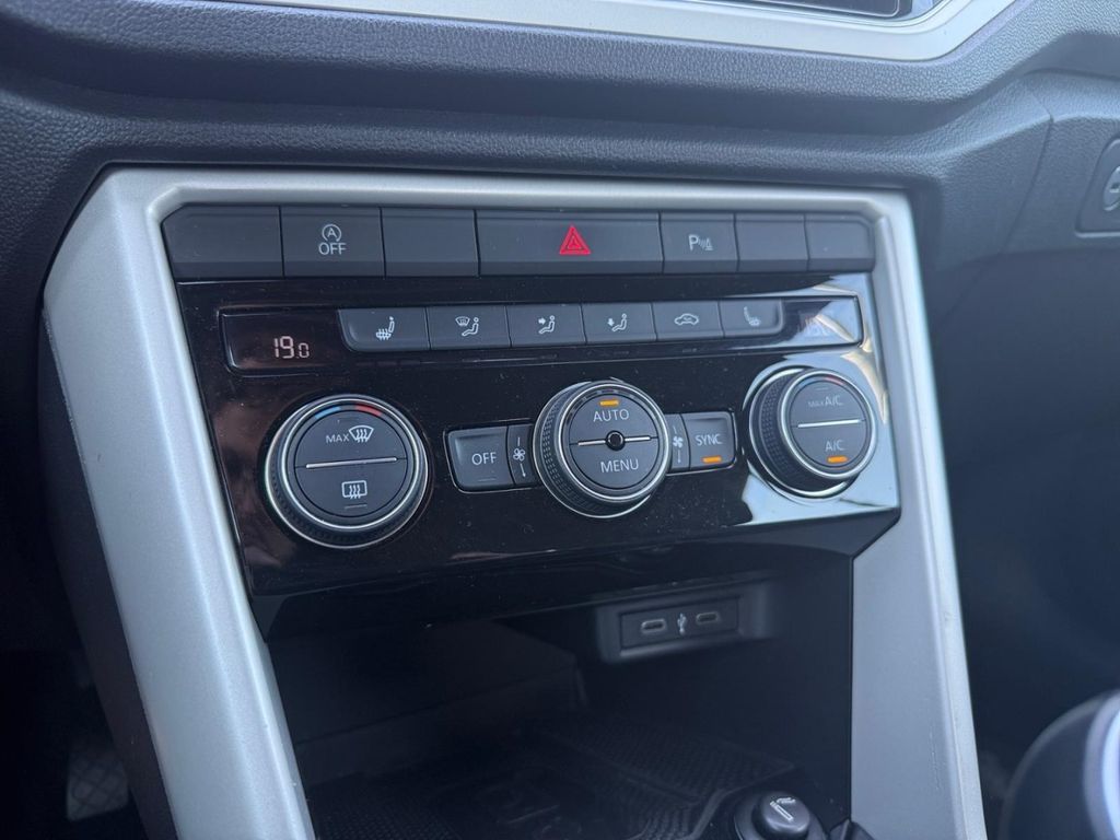 Volkswagen T-Roc 2021