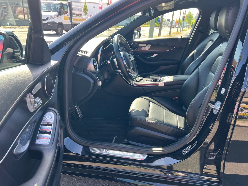 Mercedes-Benz C 300 2021