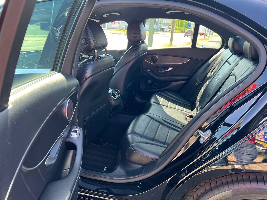 Mercedes-Benz C 300 2021