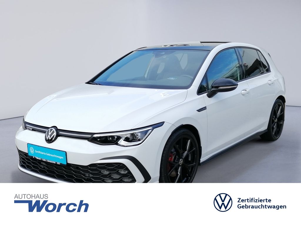 Volkswagen Golf 2024
