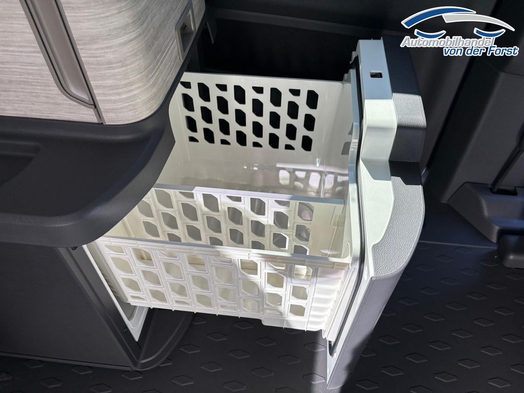 Volkswagen T7 California