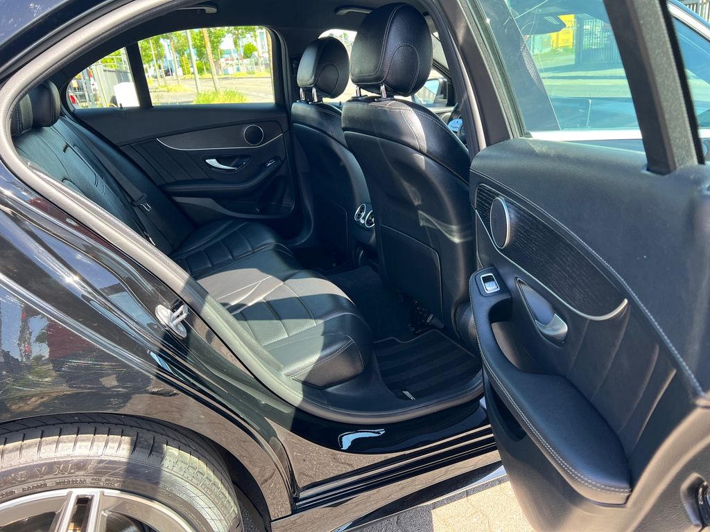 Mercedes-Benz C 300 2021