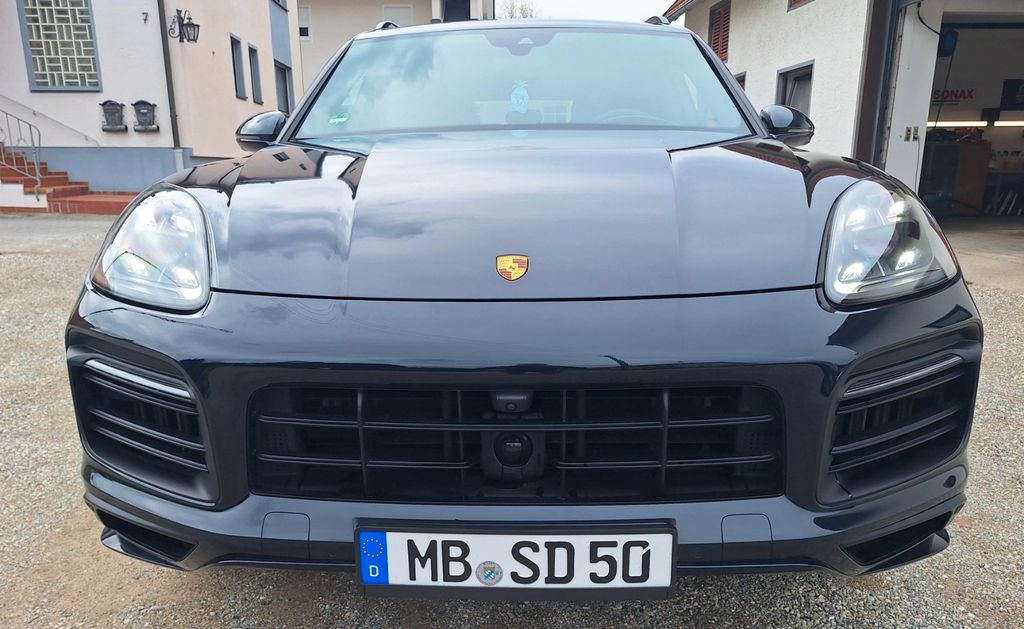 Porsche Cayenne 2022