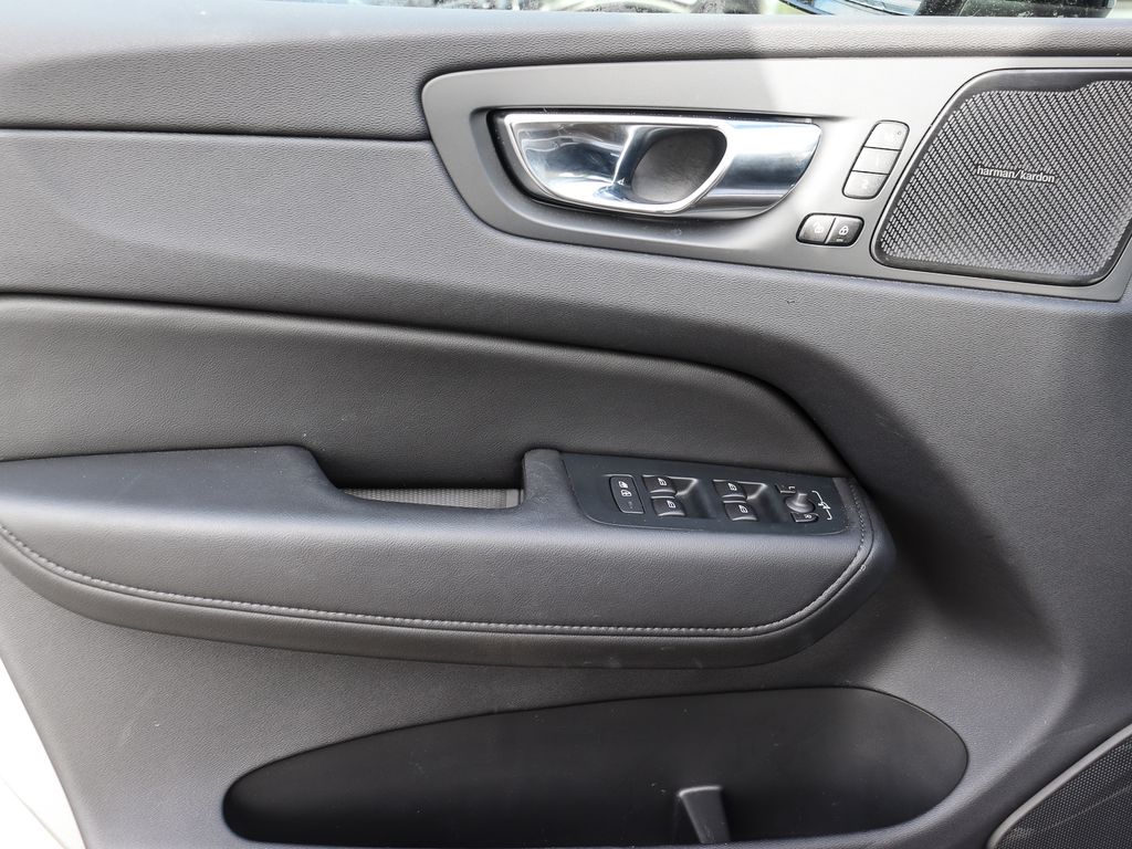 Volvo XC60 2024