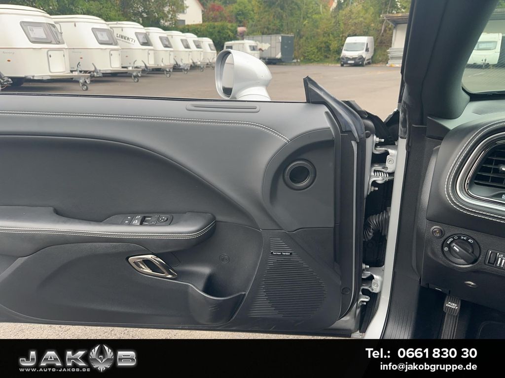 Dodge Challenger 2020