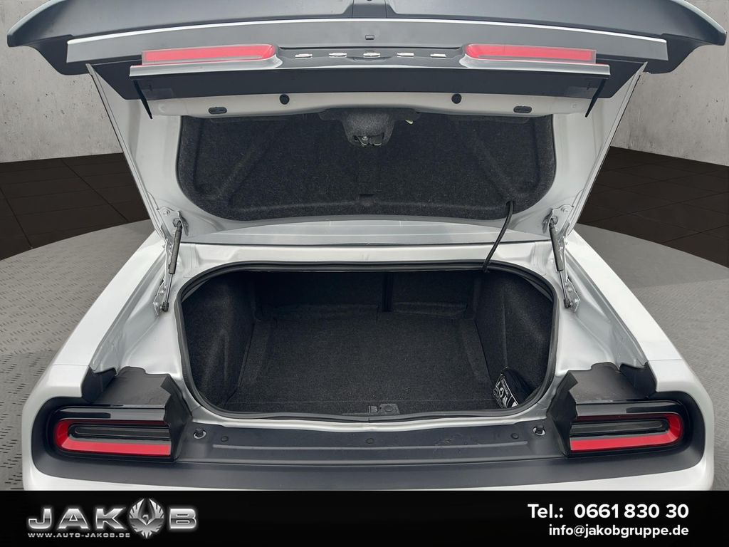 Dodge Challenger 2020