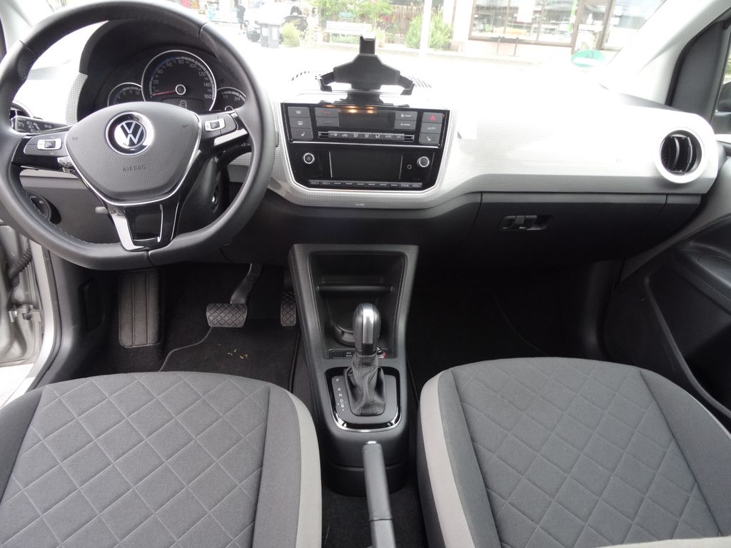 Volkswagen up! 2023