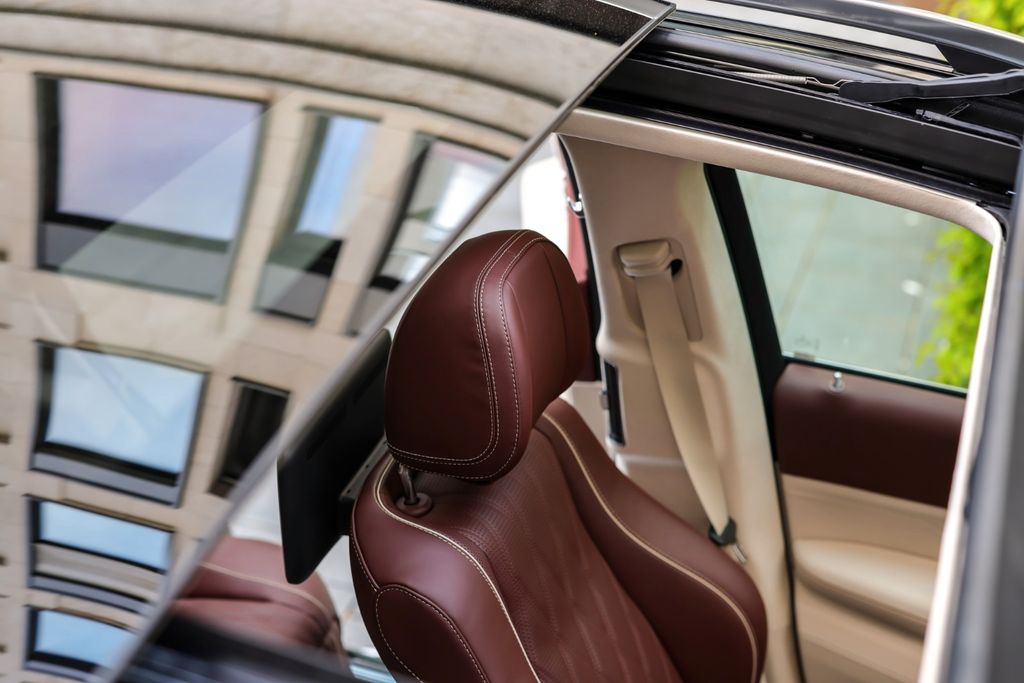 Mercedes-Benz GLS 600