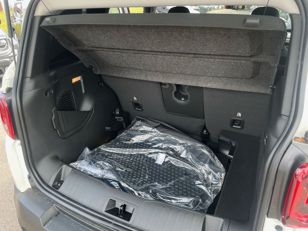 Jeep Renegade 2023