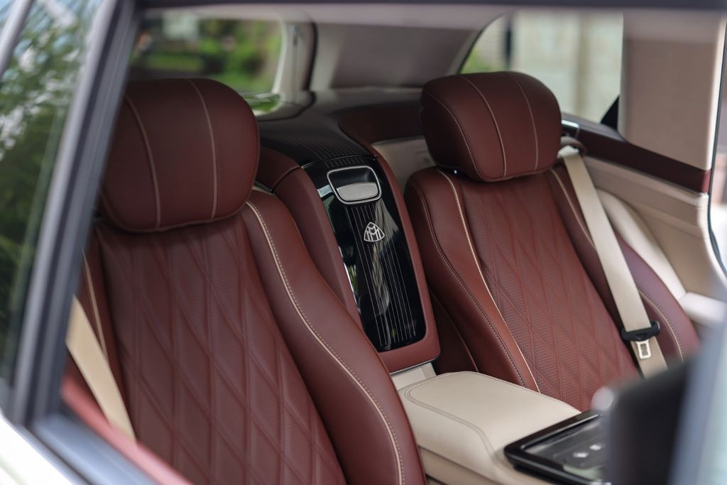 Mercedes-Benz GLS 600